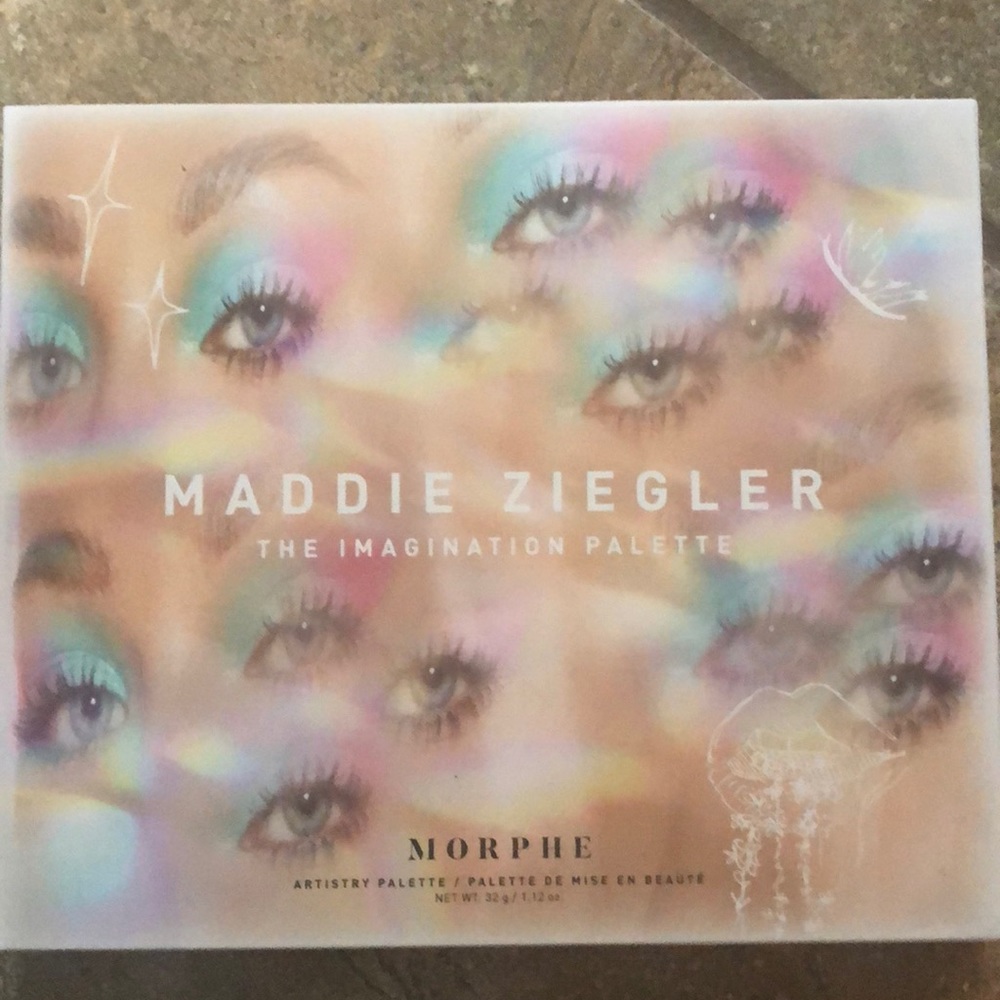 Morphe x Maddie Ziegler eyeshadow palette